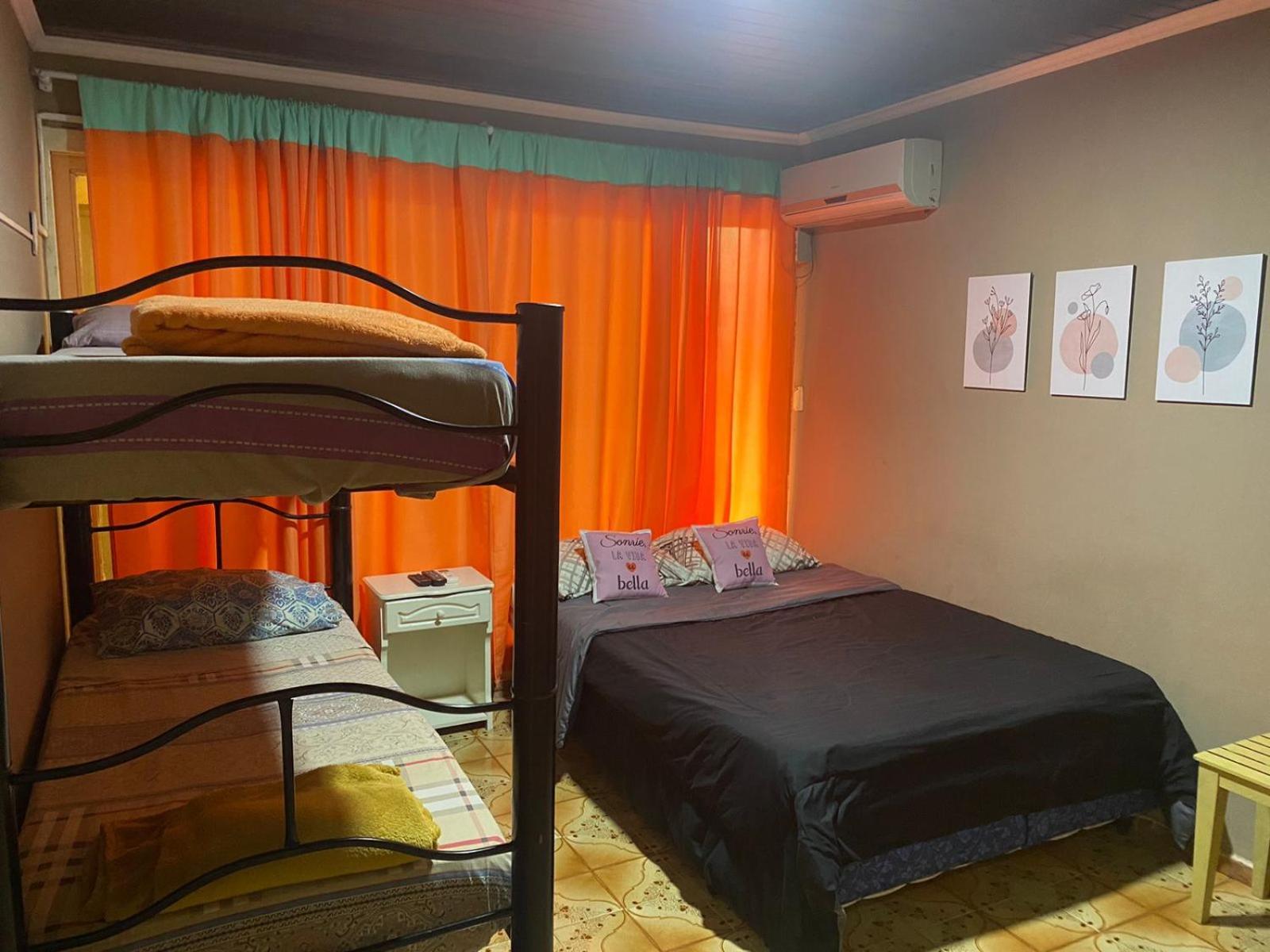 Guembe Al Rio Hostel Puerto Iguazu Exterior photo